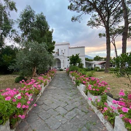 B&B Casa Maria Vittoria Torre del Greco Exterior photo